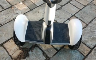 小米双轮平衡机器人如何实现稳定行走？