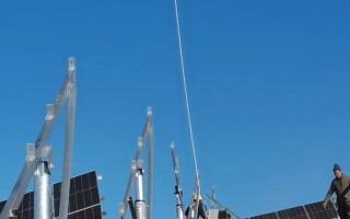 无人机如何实现空中精准对接加电？