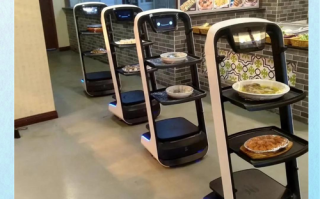 peanut送餐机器人如何提升餐饮效率？
