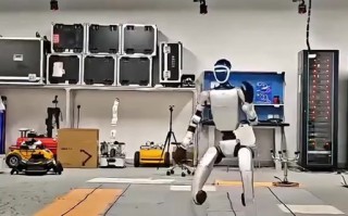 机器人铃声如何唤醒未来？