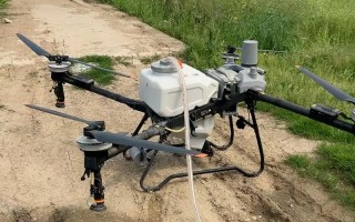 无人机打农药服务团队，靠谱吗？