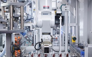 Apple拆解机器人如何高效回收电子垃圾？