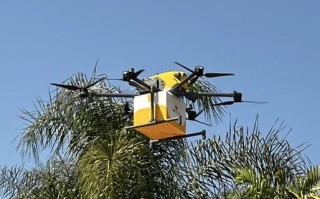 无人机与无人配送机器人，谁将主导未来物流？