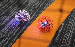 球形无人机如何实现空中御风拍摄？