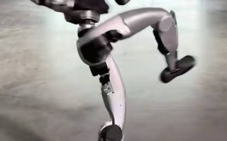 珠峰机器人高清图有何特别之处？