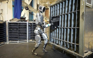 上海cras机器人是什么？