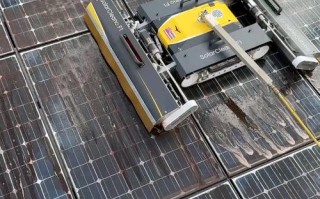 智能光伏板清扫机器人如何提升发电效率？