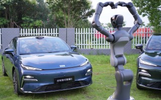 国际机器人robo-one