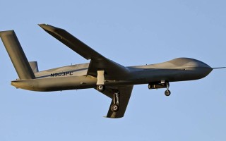 美国为何全面停售中国制无人机？