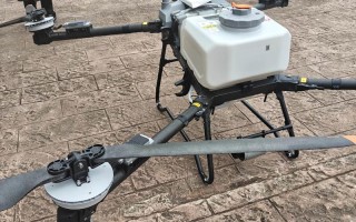 大疆无人机机头红灯是什么原因？