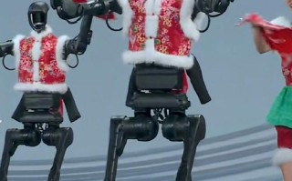 2012春晚机器人表演是如何实现的？