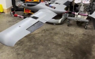 可悬停固定翼无人机如何实现？