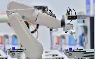 机器人产业人才为何如此缺乏？