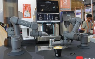 Briggo咖啡机器人如何精准复刻现磨咖啡？