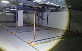 停车机器人如何实现机械车库高效存取？