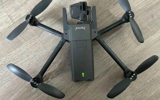 parrot无人机开关怎么操作？