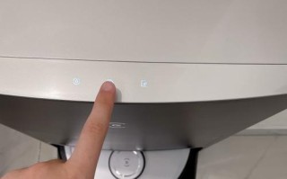 科沃斯机器人底部开关怎么用？