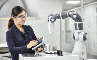 ABB YUMI机器人有何独特优势？