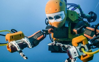 美国电影里的VR机器人会成真吗？