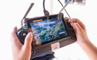 大疆无人机用iPad控制怎么设置？