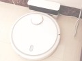 小米扫地机器人吸水效果怎么样？