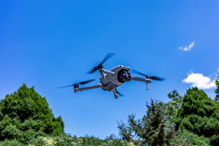 大疆MavicAir怎么样?值得买吗?-第1张图片-广州国自机器人 大疆MavicAir怎么样?值得买吗?-第1张图片-广州国自机器人