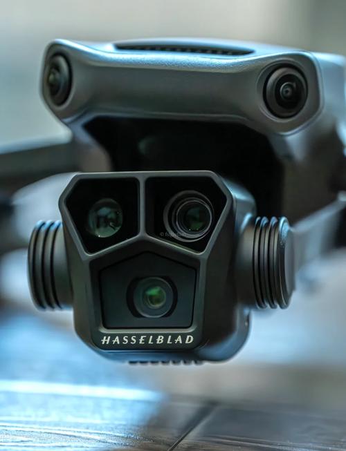 Mavic Pro卡槽有何用途与兼容限制？-第1张图片-广州国自机器人