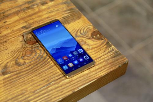 Mate 10的AI人工智能如何革新用户体验？-第2张图片-广州国自机器人