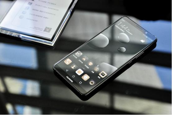 Mate 10的AI人工智能如何革新用户体验?-第3张图片-广州国自机器人 Mate 10的AI人工智能如何革新用户体验?-第3张图片-广州国自机器人