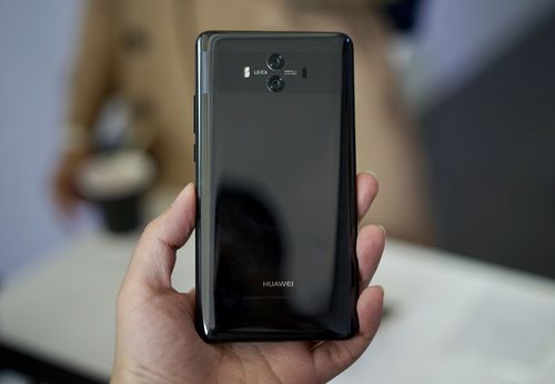 华为Mate10如何用人工智能重塑手机体验？-第2张图片-广州国自机器人