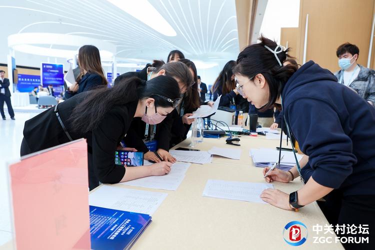 SPRK机器人，如何让孩子爱上编程与创造？-第1张图片-广州国自机器人