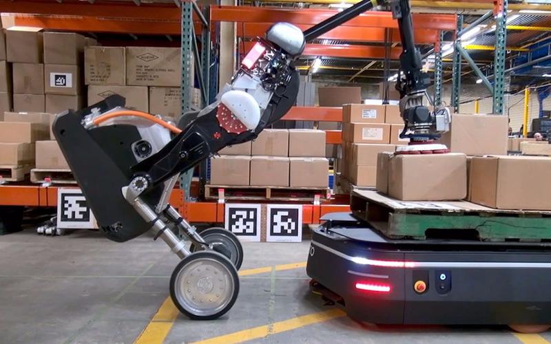 Quicktron仓储机器人如何提升仓储效率？-第3张图片-广州国自机器人