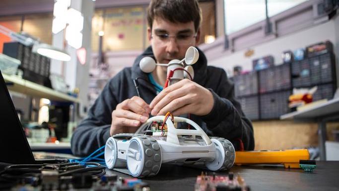 sphero机器人怎么关闭-第3张图片-广州国自机器人