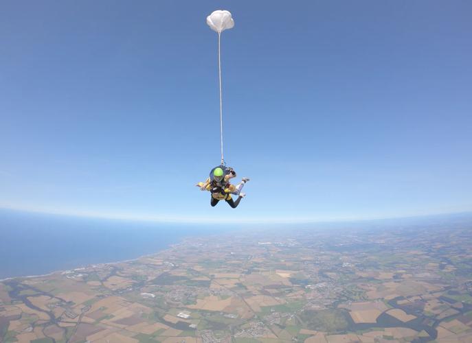 无人机极限跟拍，如何突破运动边界？-第3张图片-广州国自机器人