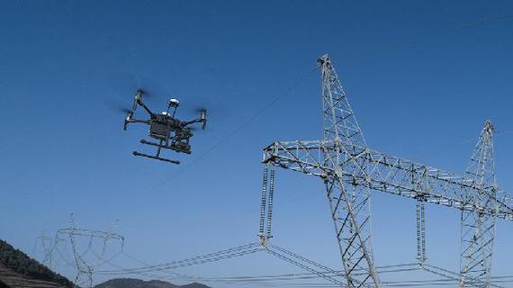 无人机m200操作教程从哪开始学？-第2张图片-广州国自机器人