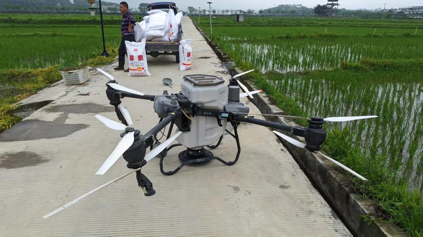 1吨植保无人机多少钱?-第1张图片-广州国自机器人 1吨植保无人机多少钱?-第1张图片-广州国自机器人