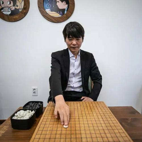 人机巅峰对决,谁更胜一筹?-第3张图片-广州国自机器人 人机巅峰对决,谁更胜一筹?-第3张图片-广州国自机器人