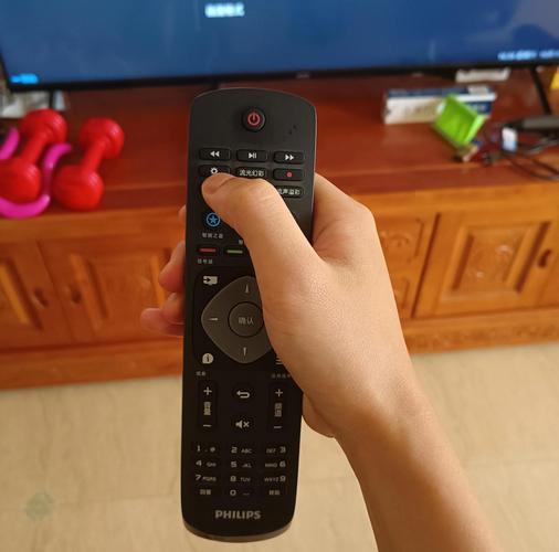 电视AI怎么用？普通人也能轻松上手吗？-第2张图片-广州国自机器人