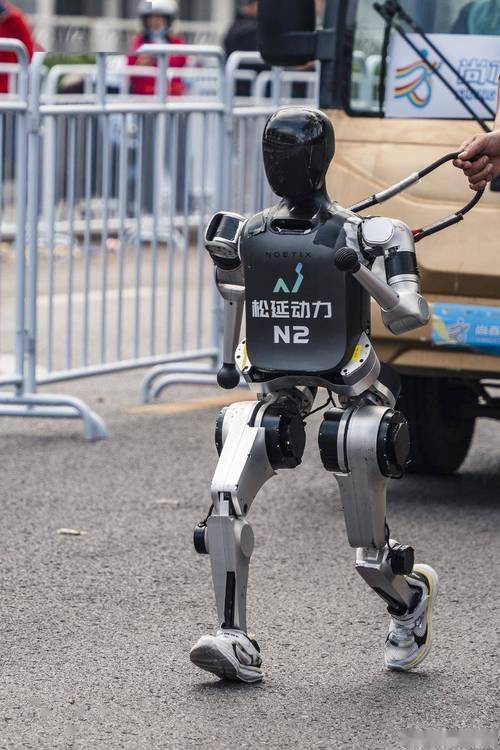 日本cyber外骨骼机器人,技术突破还是噱头?-第1张图片-广州国自机器人 日本cyber外骨骼机器人,技术突破还是噱头?-第1张图片-广州国自机器人