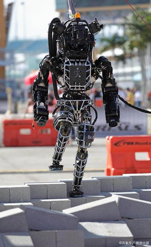 日本cyber外骨骼机器人,技术突破还是噱头?-第2张图片-广州国自机器人 日本cyber外骨骼机器人,技术突破还是噱头?-第2张图片-广州国自机器人