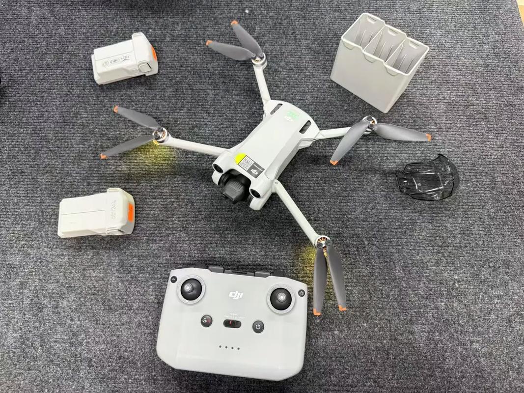 大疆无人机最新外国测评,究竟表现如何?-第3张图片-广州国自机器人 大疆无人机最新外国测评,究竟表现如何?-第3张图片-广州国自机器人