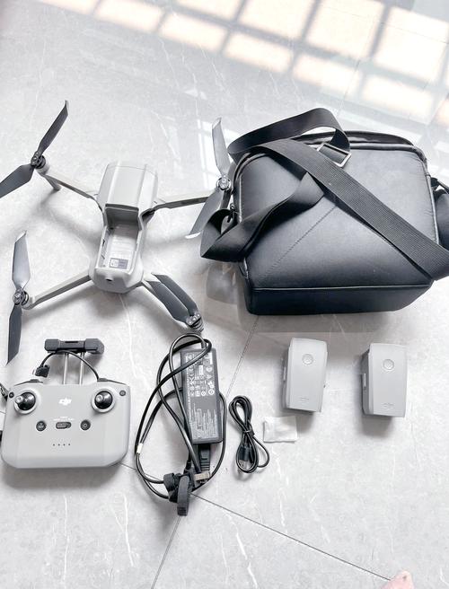 御Air无人机到底有多轻？-第2张图片-广州国自机器人