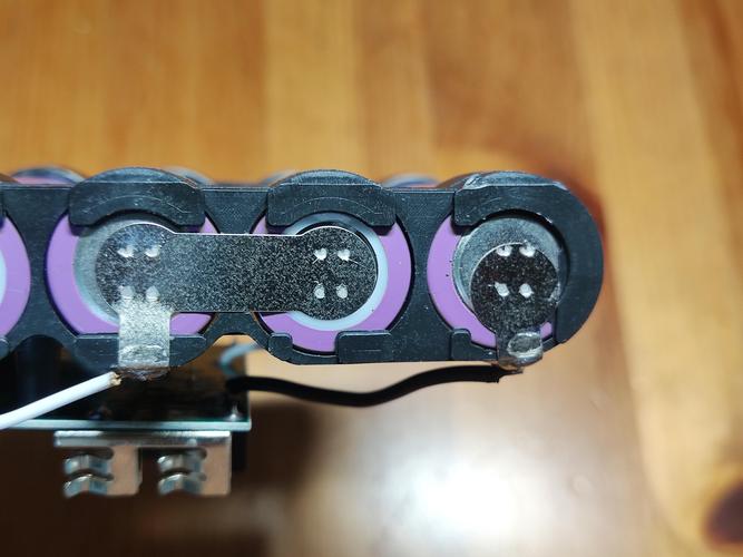 妈宝智能早教机器人充电孔在哪？-第2张图片-广州国自机器人