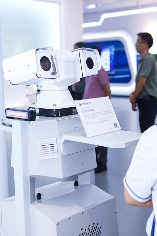 华南智能机器人创新研究院有何创新突破？-第2张图片-广州国自机器人