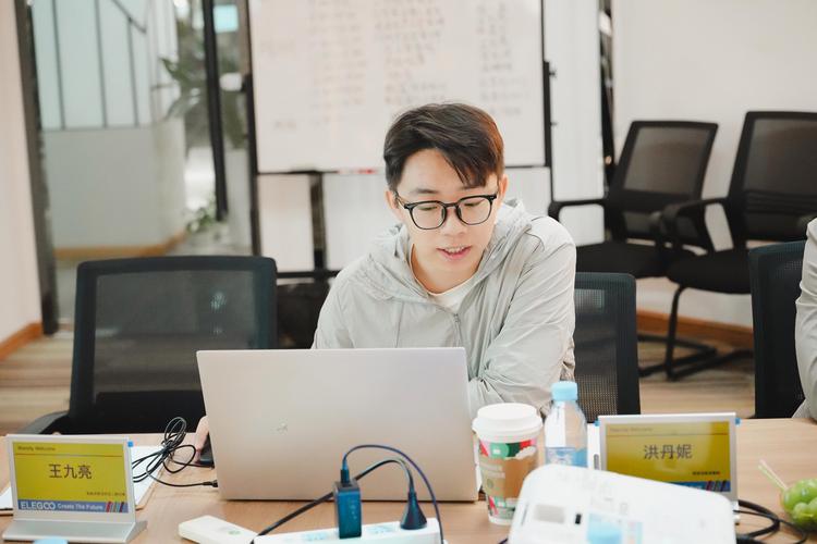 杭州人工智能全职研究生-第2张图片-广州国自机器人