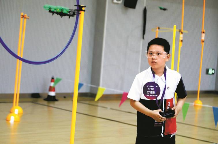 小学无人机比赛视频怎么下载？-第2张图片-广州国自机器人