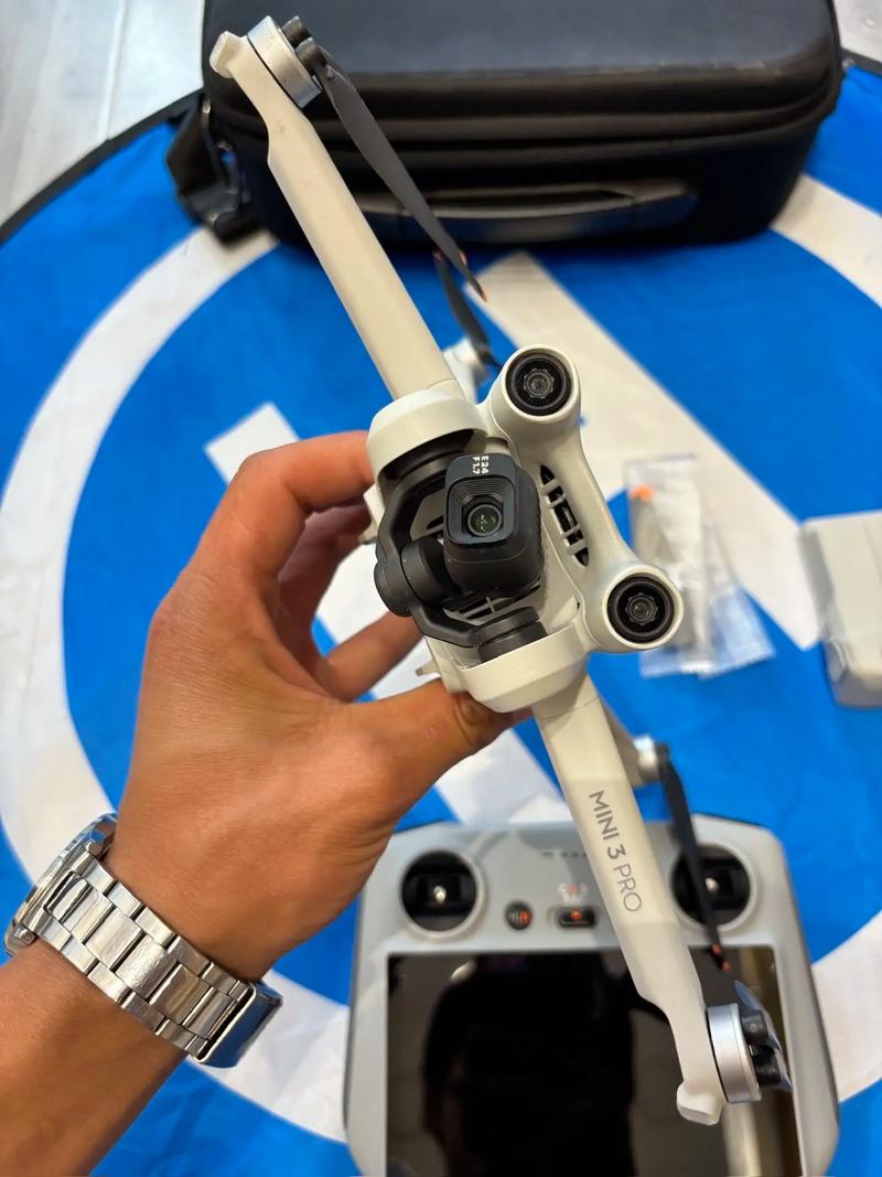 大疆无人机为何要屏蔽GPS信号?-第2张图片-广州国自机器人 大疆无人机为何要屏蔽GPS信号?-第2张图片-广州国自机器人