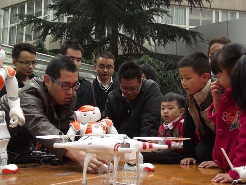 机器人跳江南Style为何能火遍全球？-第1张图片-广州国自机器人