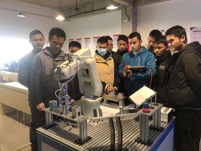 全国最好AI培训哪家强？-第1张图片-广州国自机器人