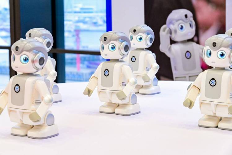 青岛机器人2025排名将如何变动？-第1张图片-广州国自机器人